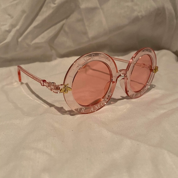 Sunglesses - Picture 1 of 2